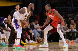 焦点对决！NBA官方预热湖火战：詹姆斯和KD生涯得分总和已超7万5