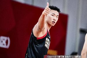 豪取五连胜！深圳男篮在常规赛积分榜上超越广东 升至第三位