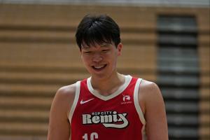 完美表现！杨瀚森半场6中6 三分2中2 独砍14分6板3助1断1帽！